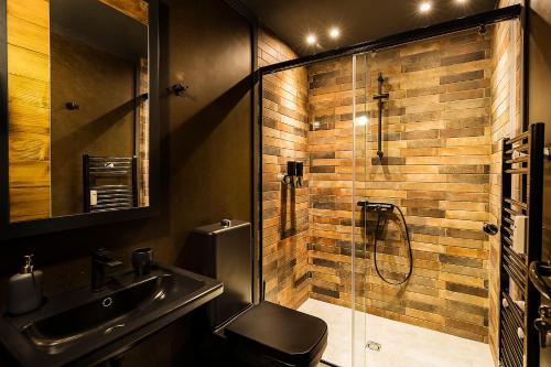 5 Vintage Guest House - image 7