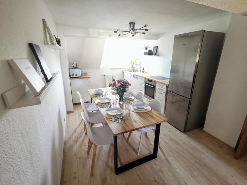 Moderne 3BR Netflix,Kaffee,Wifi,Parken 5.8km von Oberschöna entfernt