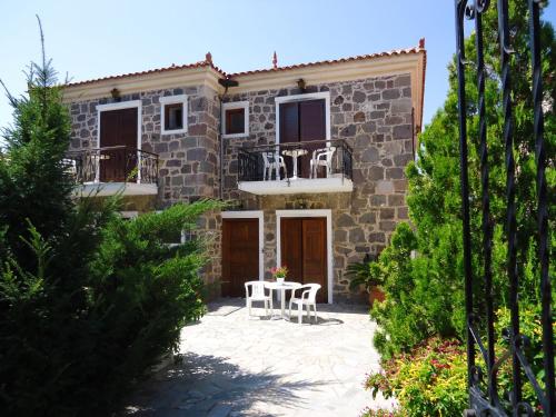  Maria & Kiki Studios (1st Floor) in Mythimna