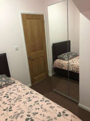 Treetops flat2 Hall Green B28, Birmingham (fotografie 6)