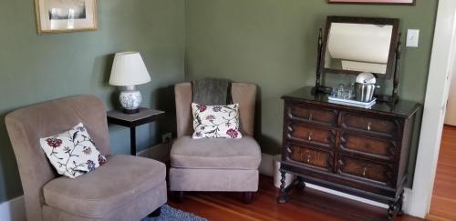 Hidden Oak Inn Sonoma (CA)