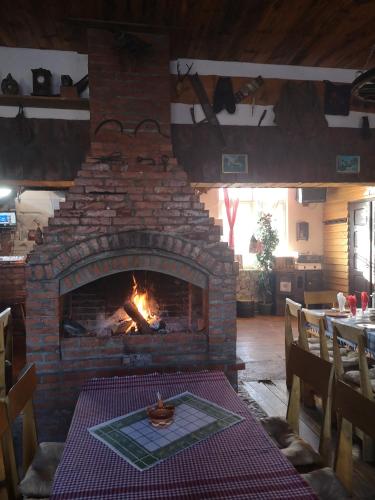 Restorāns, Etno Konak Angela in Vrtovac