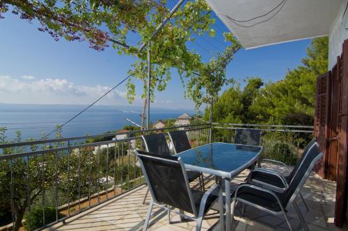  Apartments May - sea view, Pension in Marusici 