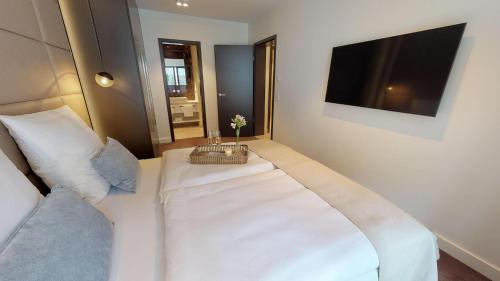 White Pearl Apartment 0.01 - image 8