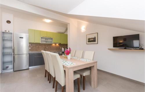  One-Bedroom Apartment in Drage in Drage