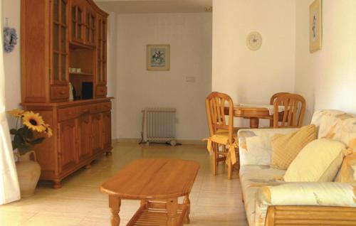 Amazing apartment in Guardamar del Segura with 2 Bedrooms and WiFi