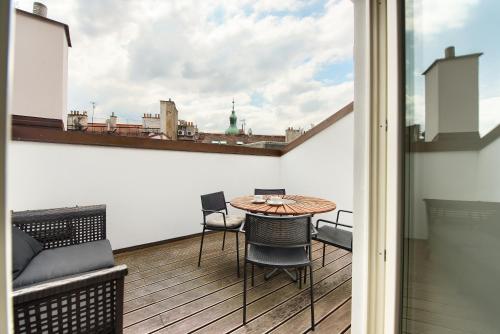 Kolkovna 5 Penthouse - image 8