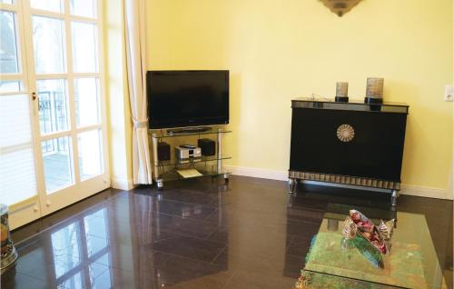 One-Bedroom Apartment in Rerik - image 13
