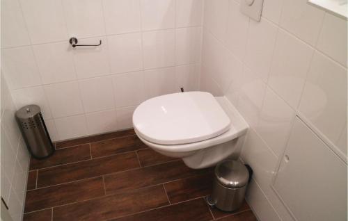 One-Bedroom Apartment in Rerik - image 10