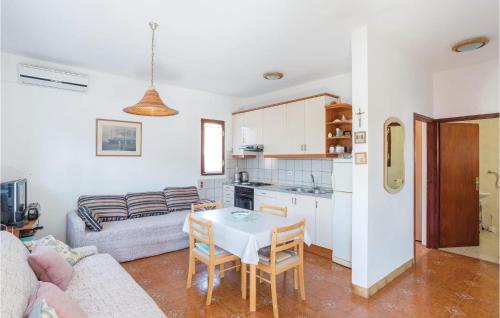  One-Bedroom Apartment in Stara Novalja in Stara Novalja