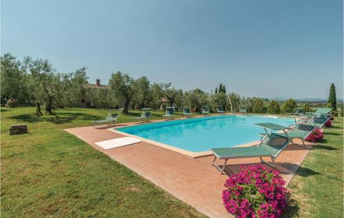  Apartment Tuoro sul Trasimeno 52 with Outdoor Swimmingpool, Pension in Tuoro sul Trasimeno bei Pietraia