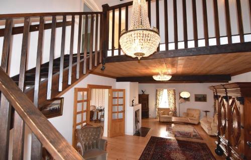 Stunning home in Tidaholm with 5 Bedrooms, Sauna and WiFi