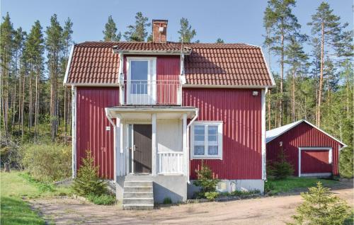 . Stunning Home In Bruzaholm With 4 Bedrooms And Sauna