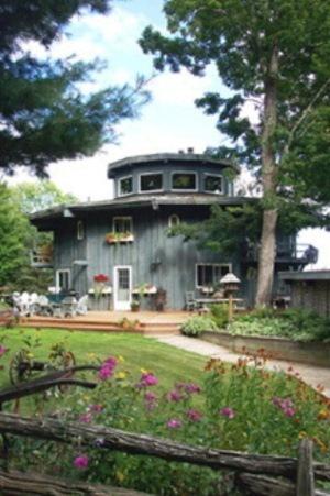 Stouffermill Bed & Breakfast