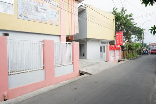 RedDoorz Syariah near RSUD Margono Purwokerto