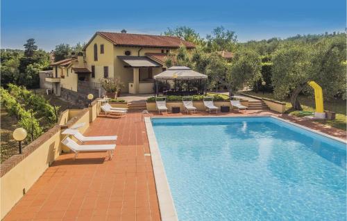 Five-Bedroom Holiday Home