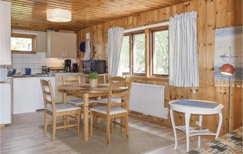 Kitchen, Two-Bedroom Holiday Home In Skummeslov in Svalov