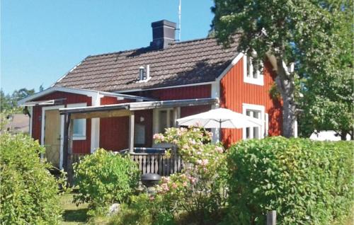 Exterior view, Awesome Home In Sjotorp With Wifi in Sjötorp