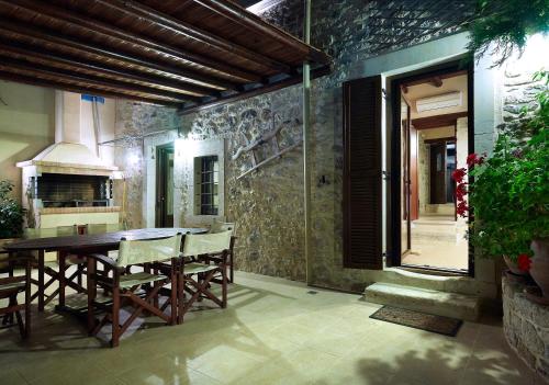 Agrielia Villa in Episkopi