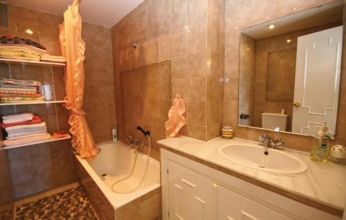 Three-Bedroom Apartment image 3