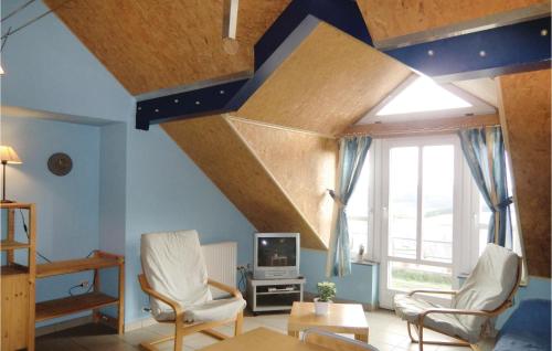 2 Bedroom Stunning Apartment In Noertrange in Noertrange