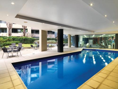 Adina Apartment Hotel Sydney Darling Harbour - image 6