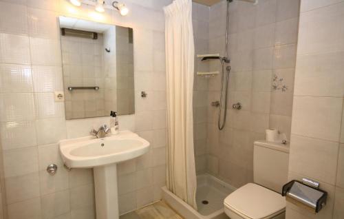 Three-Bedroom Apartment image 2