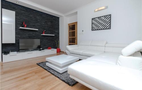  Apartment Blace 4 in Blace