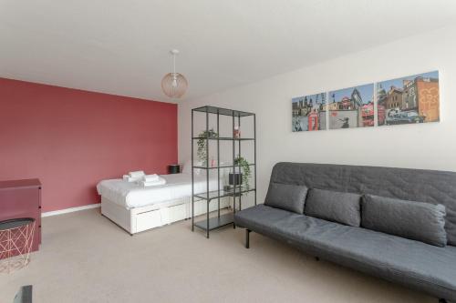 Cosy 3 Bedroom House In Bermondsey, Bermondsey, London