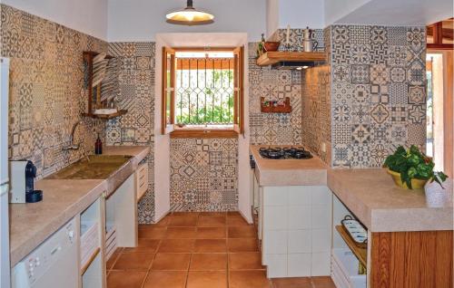 Nice Home In Prtol With Kitchen