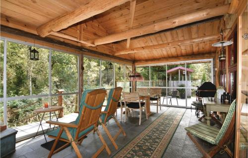 Фасада на хотела, Nice Home In Mellerud With Sauna in Mellerud
