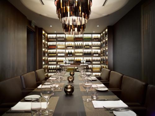 The Emblem Hotel - image 12