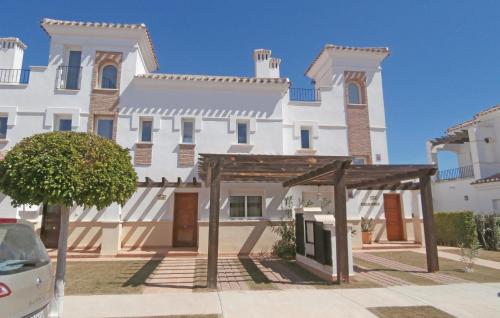  Stunning home in Roldn with 2 Bedrooms, WiFi and Outdoor swimming pool, Ferienwohnung in Roldán