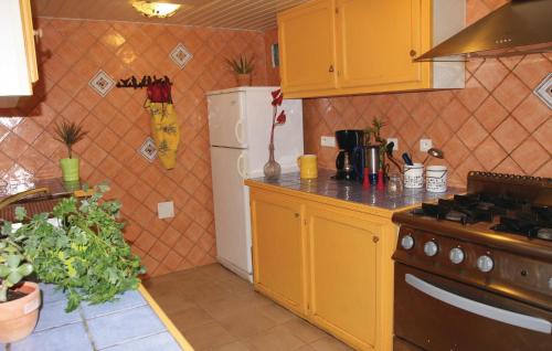 Holiday home La Bastide de Virac 26 with Outdoor Swimmingpool gîte à louer Labastide-de-Virac