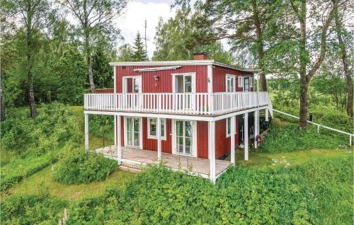 外觀, Three-Bedroom Holiday Home In Bodafors in 布達福什