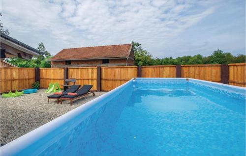  Two-Bedroom Holiday Home in Vrbovec, Ferienwohnung in Vrbovec