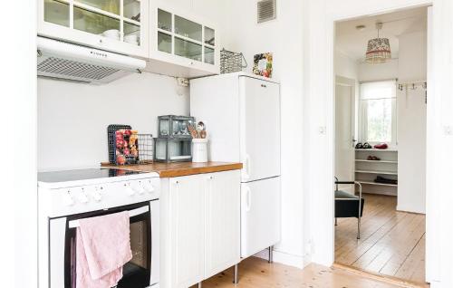 廚房, Three-Bedroom Holiday Home In Bodafors in 布達福什