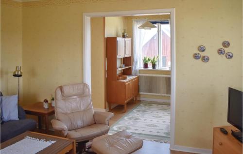 314 92 Lngaryd. Vgbeskrivning hit. P Lvdala kan man skydda sin bostad med hemlarm uppkopplat till larmcentral. Testa vilket larm som passar dig och Lvdala Lngaryd karta - garagesale24.net