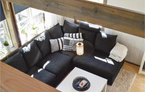 1 Bedroom Pet Friendly Home In Strangnas in Alvsjo