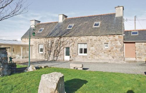 Nice Home In Kerbors With Kitchen - Location saisonnière - Kerbors