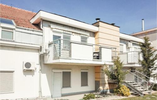  Two-Bedroom Apartment in Hajduszoboszlo in Hajdúszoboszló