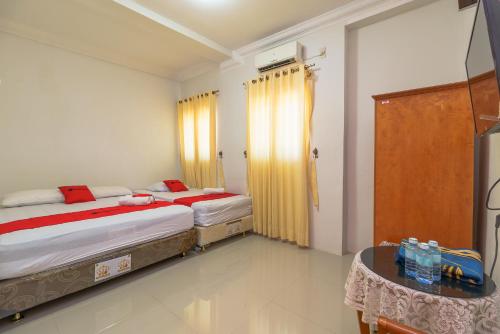 RedDoorz Syariah @ Panglima Nyak Makam Aceh near Aéroport international Sultan Iskandar Muda