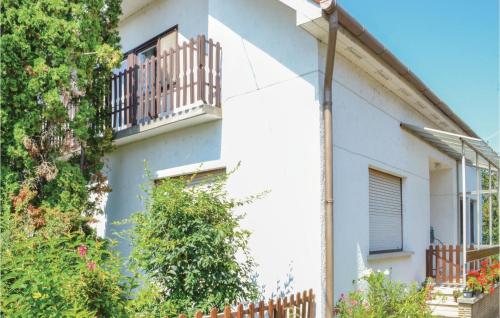  Three-Bedroom Apartment in Zamardi in Zamárdi
