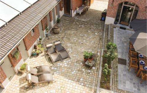  Nine-Bedroom Holiday Home in Borgloon in Borgloon