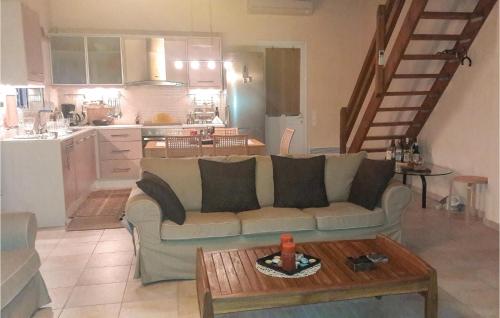  Two-Bedroom Holiday Home in Korinthos in Korinthos