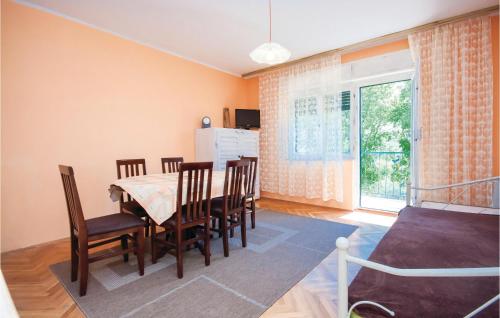  Two-Bedroom Holiday Home in Dubrava in Dubrava