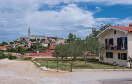  Two-Bedroom Apartment in Visnjan, Pension in Tinjan bei Tinjan