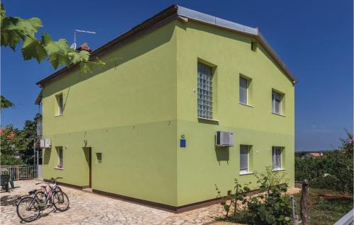  One-Bedroom Apartment in Pula in Pula