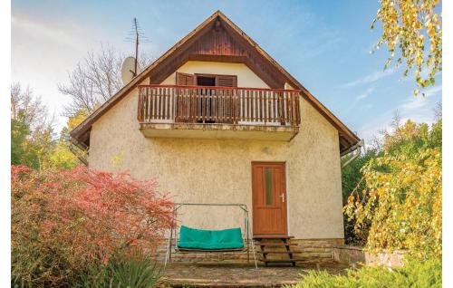  Holiday home Lepke Utca-Leanyfalu, Unterkunft in Tahitótfalu