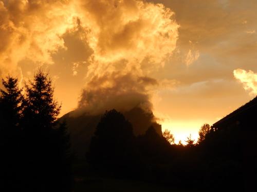 n Apartments Hotel - image 13